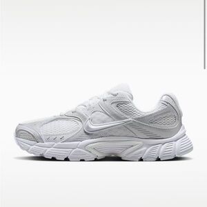 Women’s Nike V5 RNR